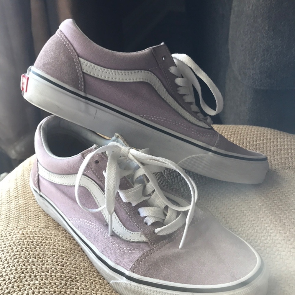 Vans Women's Sneakers in Lavender and White
